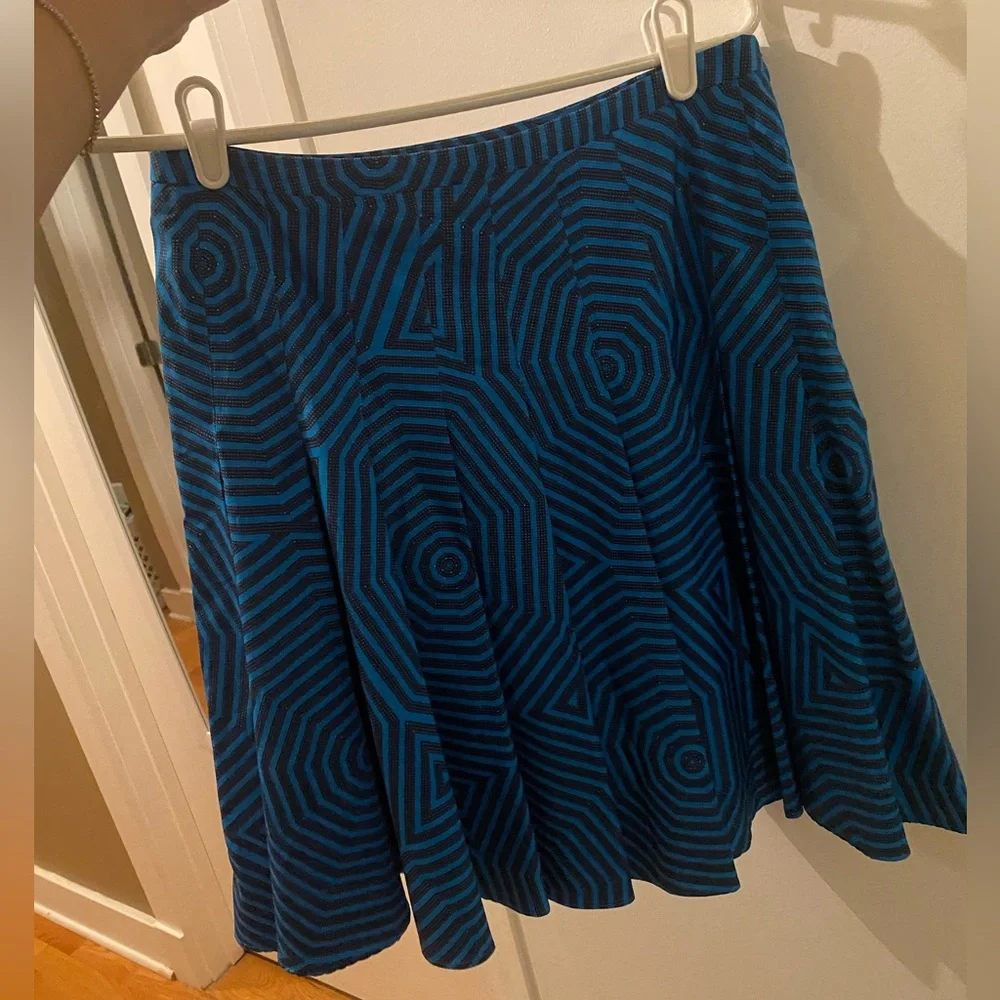 695$ Akris Punto geometric skirt - Picture 5 of 6